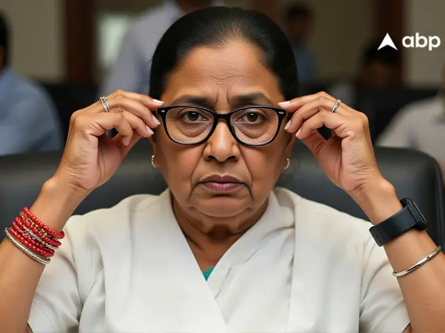 सुवेंदू अधिकारी ने छोड़ी टीएमसी, राजनीति में बड़ा मोड़